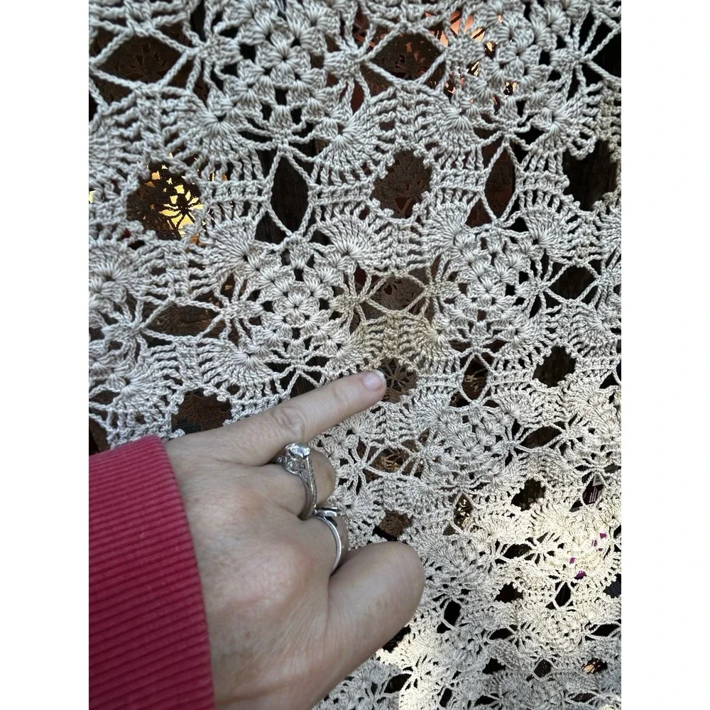 Antique VTG Handmade Crochet Lace Tablecloth Ecru Ivory Scalloped Edge 62x50